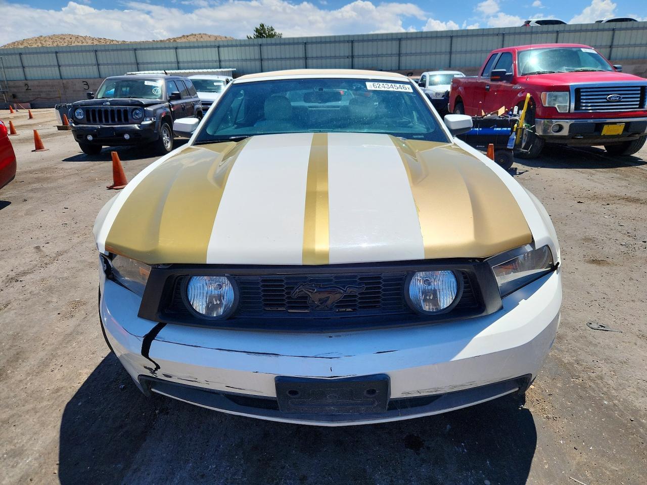 2010 Ford Mustang Gt - Image 5