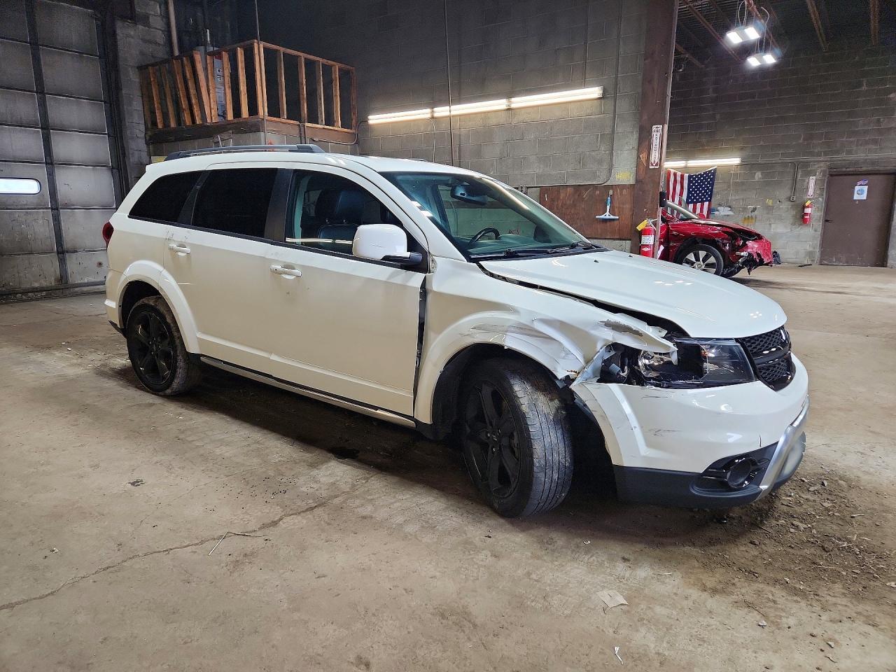 2020 Dodge Journey Crossroad - Image 4