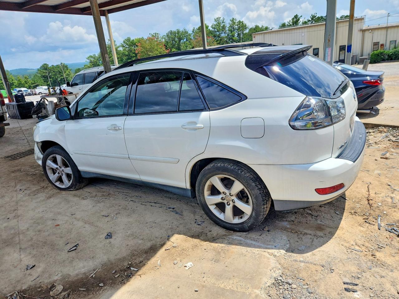 2005 Lexus Rx 330 - Image 2