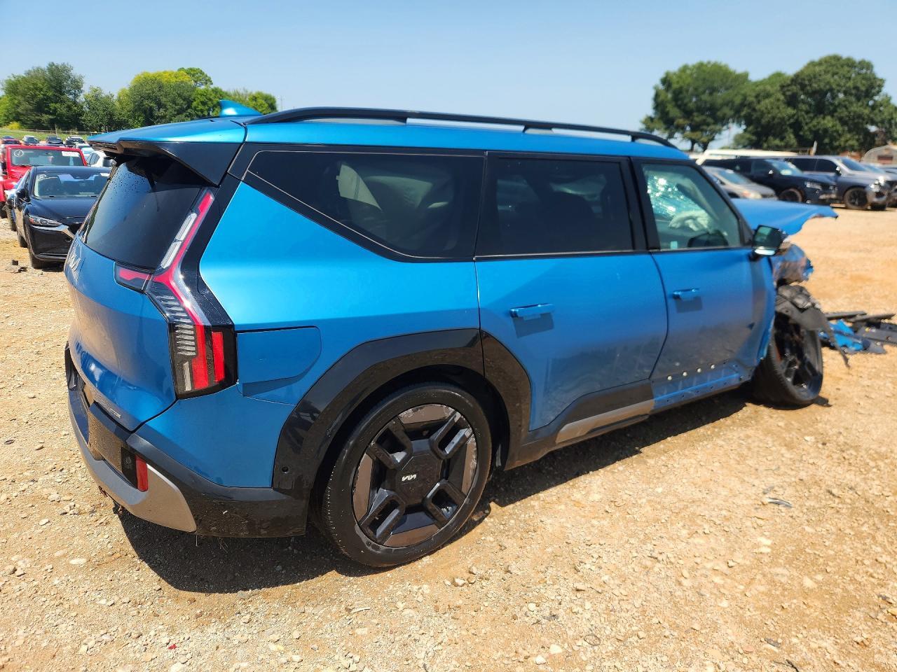 2024 Kia Ev9 Gt Line - Image 3