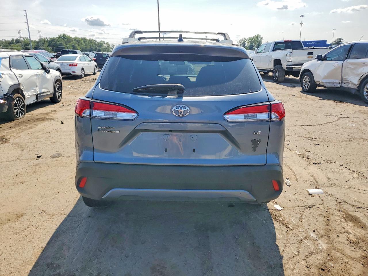 2025 Toyota Corolla Cross Le - Image 6