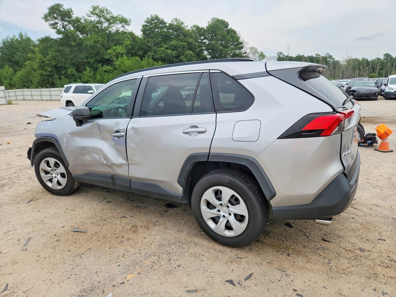 2019 Toyota Rav4 Le - Image 2