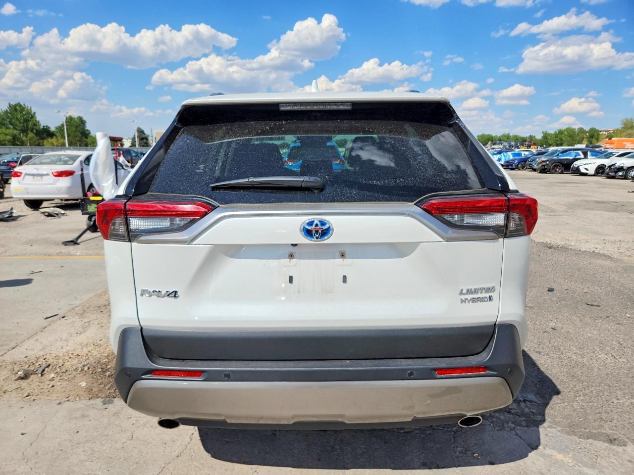 2024 Toyota Rav4 Limited - Фото 6