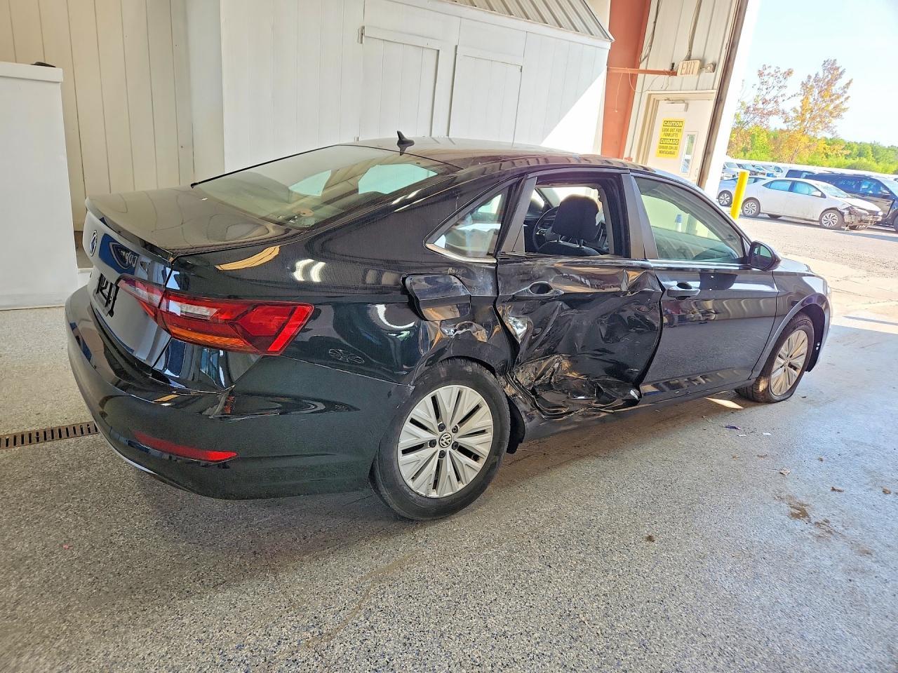 2019 Volkswagen Jetta S - Фото 3