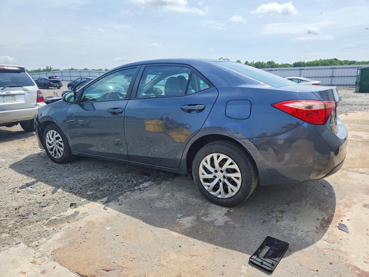 2017 Toyota Corolla Le - Image 2