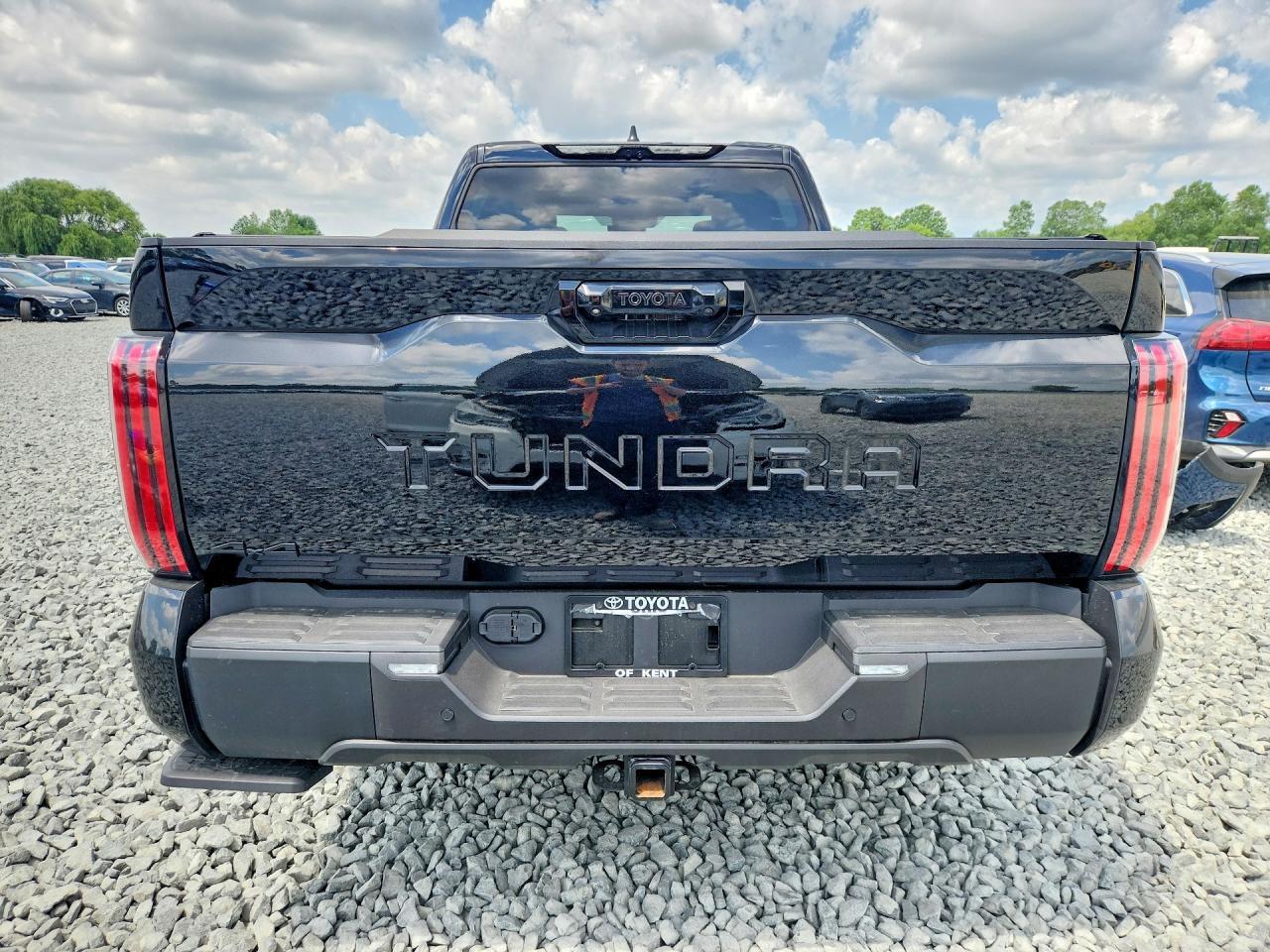 2026 Toyota Tundra Limited - Image 6