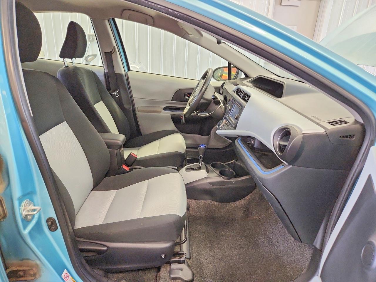 2012 Toyota Prius C Three - Image 7