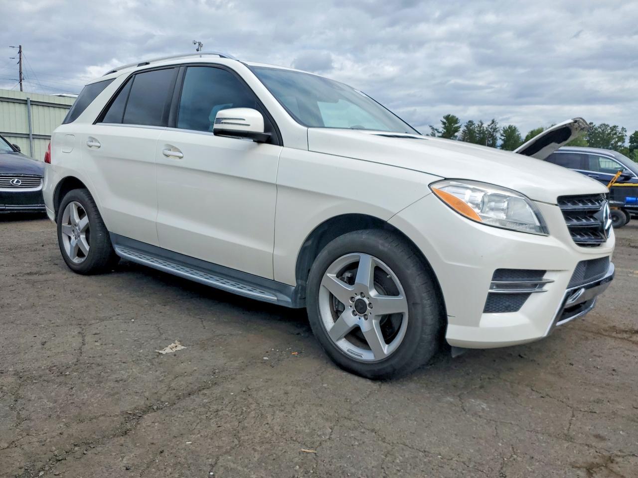 2014 Mercedes-Benz Ml 550 4Matic - Image 4