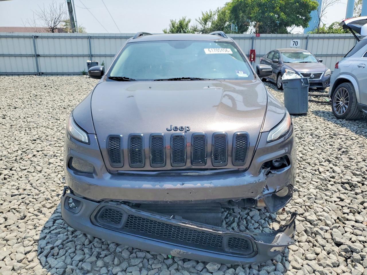 2018 Jeep Cherokee Latitude - Image 5
