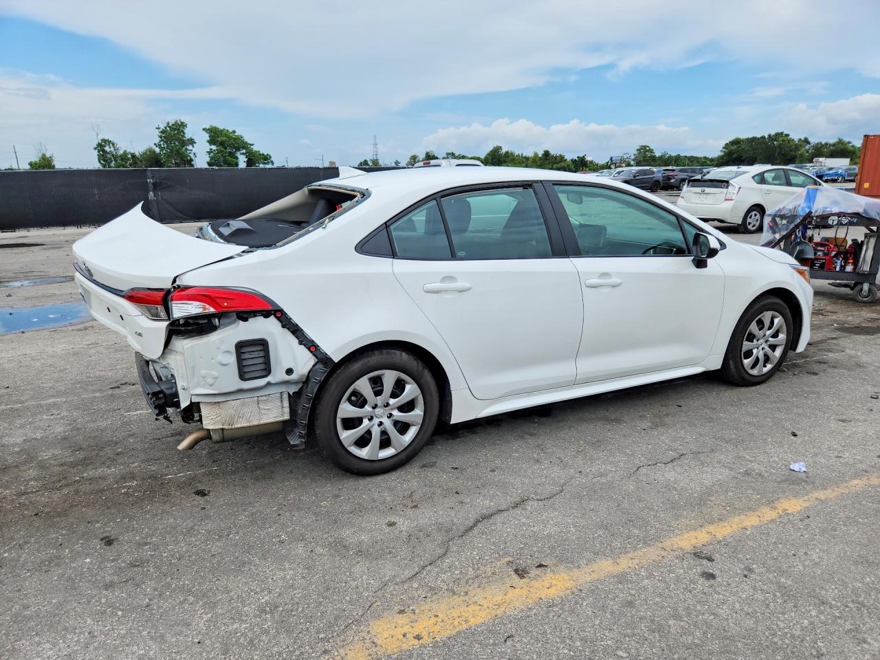 2024 Toyota Corolla Le - Фото 3