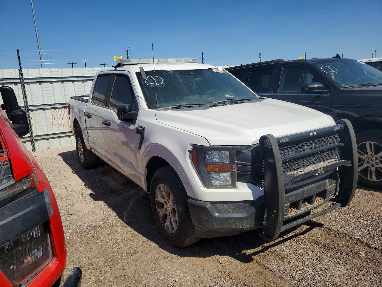 2023 Ford F150 Police Responder - Фото 4