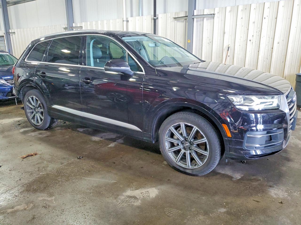 2017 Audi Q7 Premium Plus - Image 4