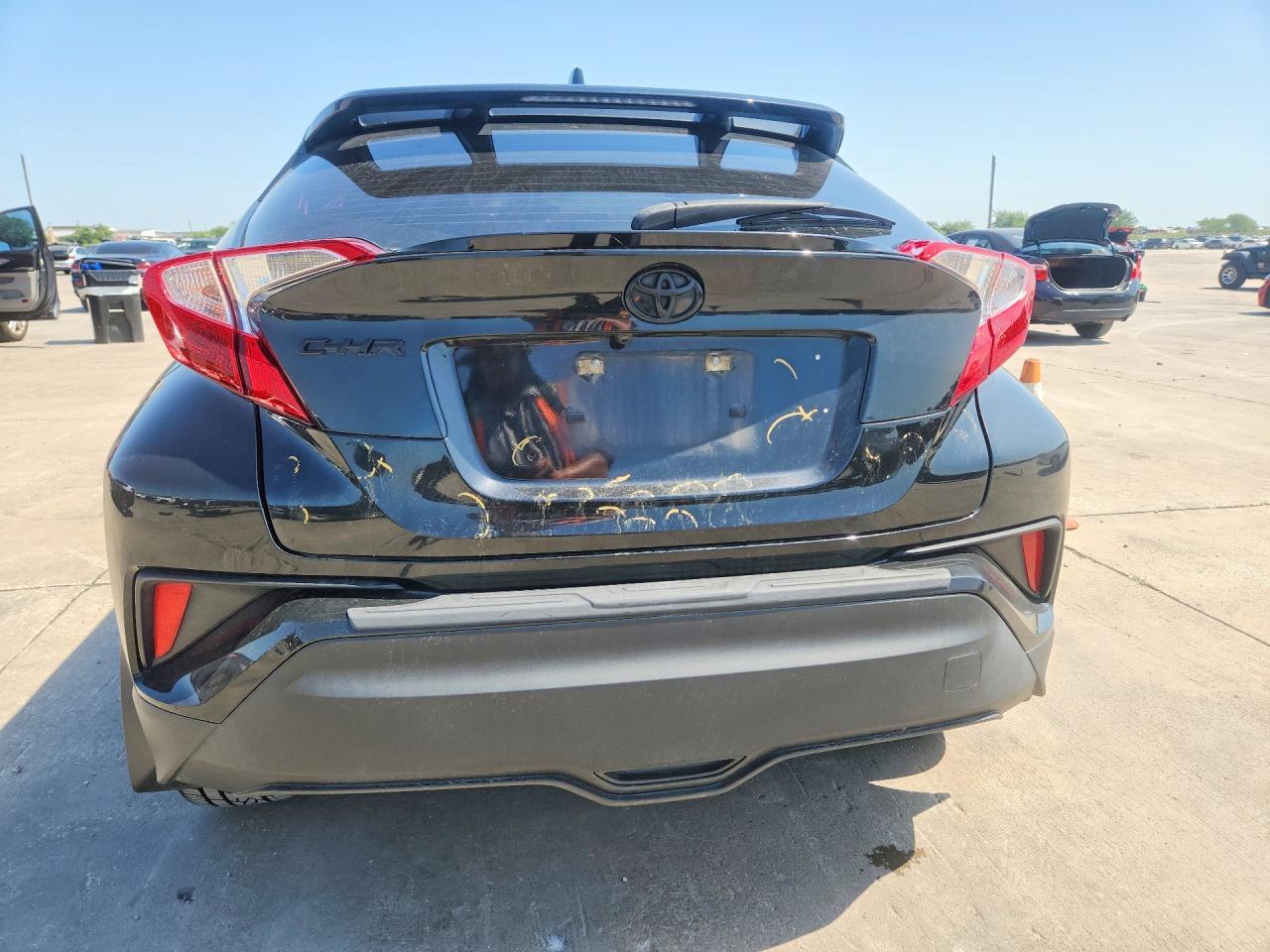 2021 Toyota C-Hr Nightshade - Фото 6