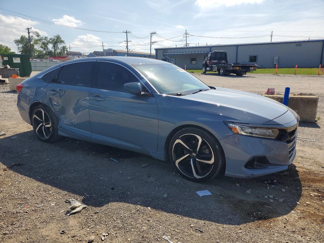 2022 Honda Accord Sport Se - Image 4