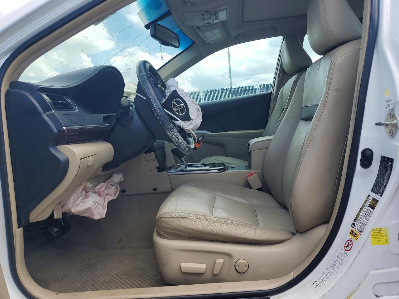 2013 Toyota Camry Xle - Image 7