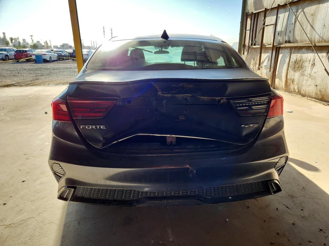 2023 Kia Forte Gt-Line - Image 6