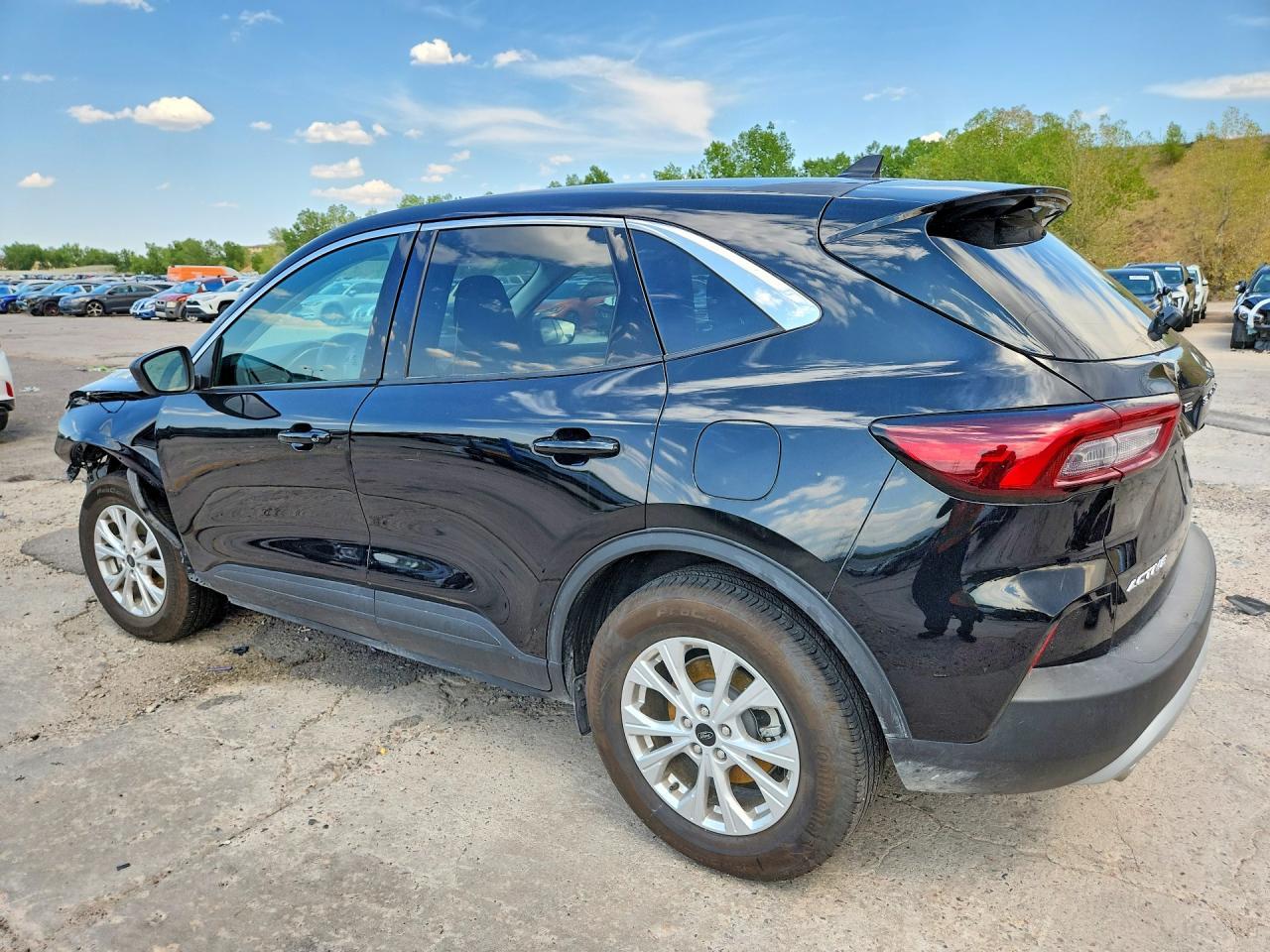 2024 Ford Escape Active - Image 2