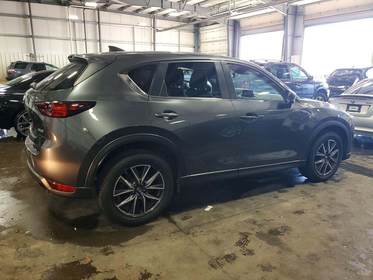 2018 Mazda Cx-5 Touring - Image 3
