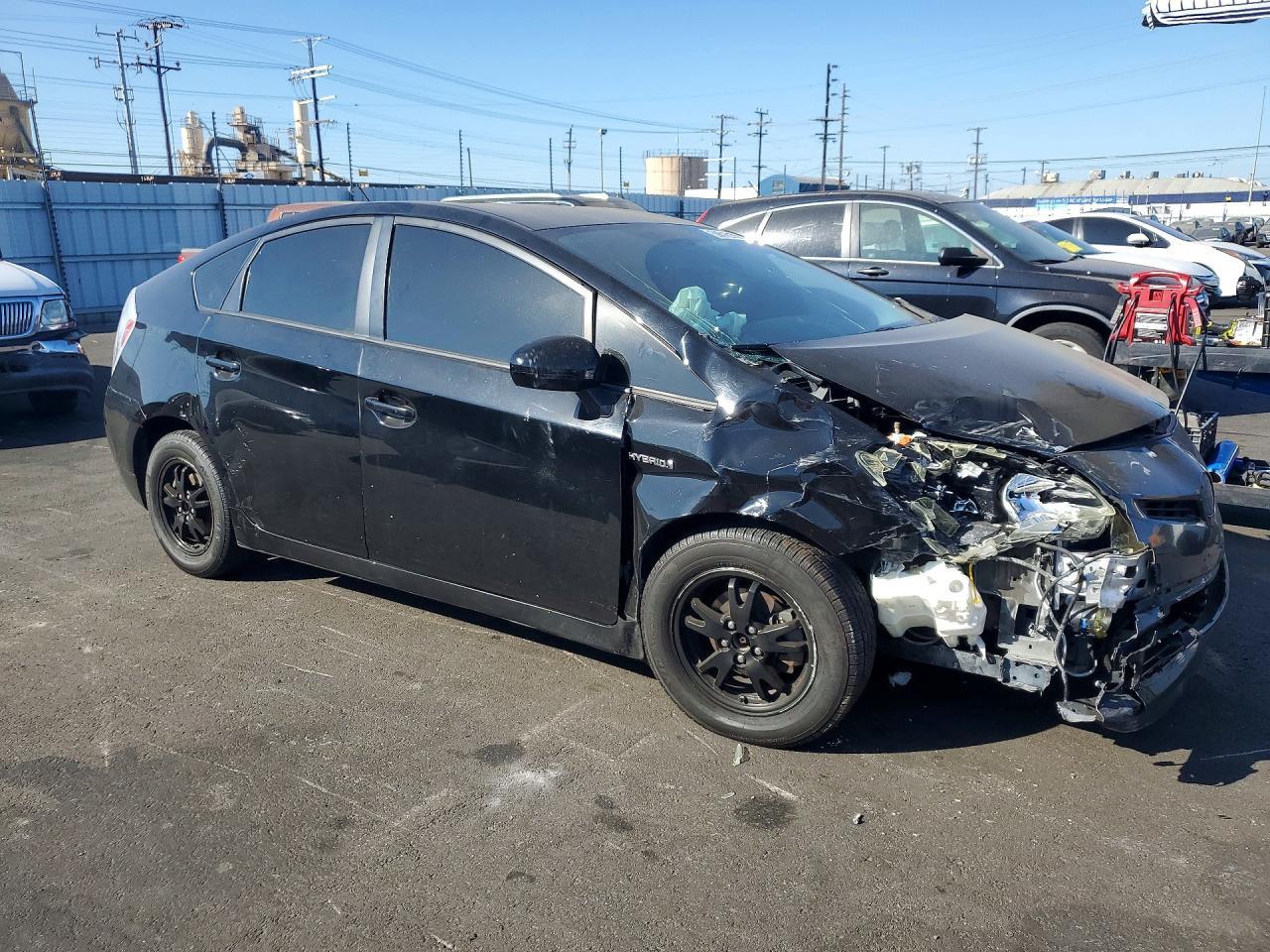 2014 Toyota Prius Two - Image 4