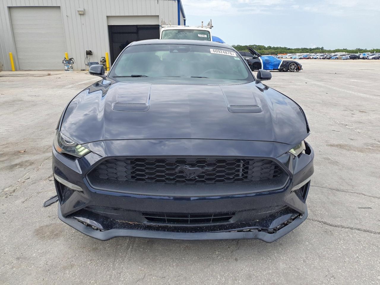 2021 Ford Mustang - Image 5