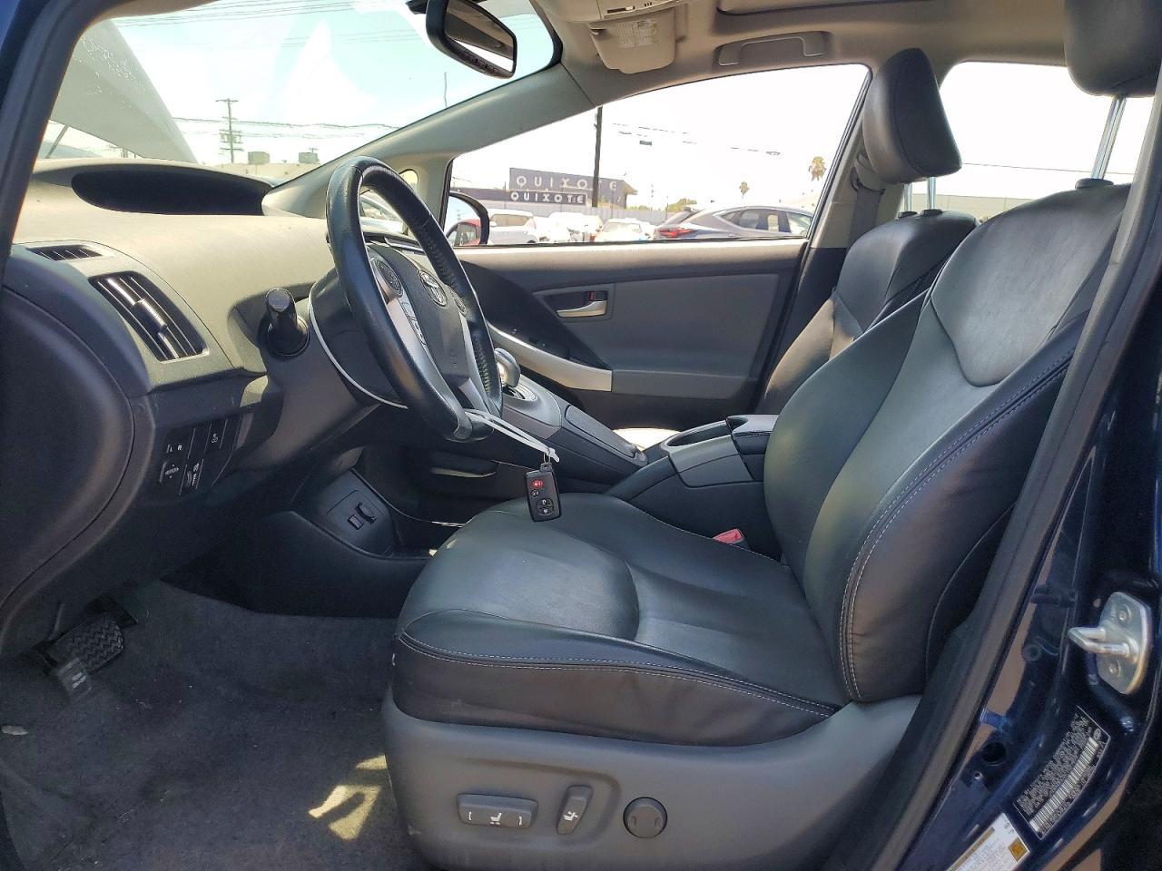 2012 Toyota Prius Four - Image 7