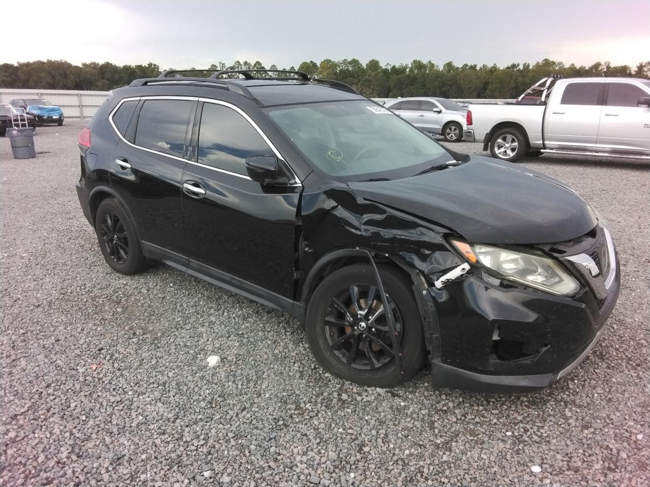 2017 Nissan Rogue Sv - Image 4