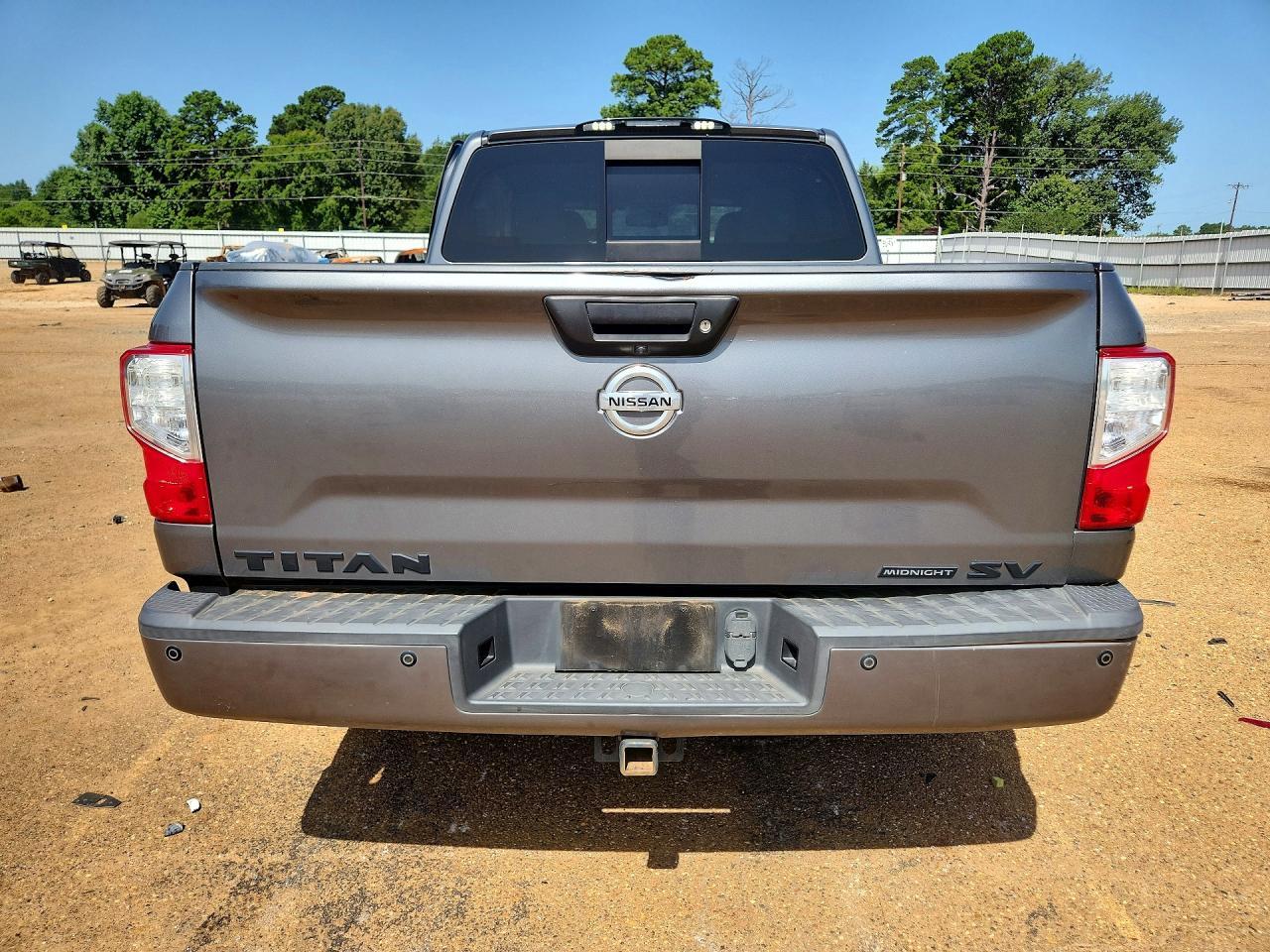 2018 Nissan Titan Sv - Фото 6
