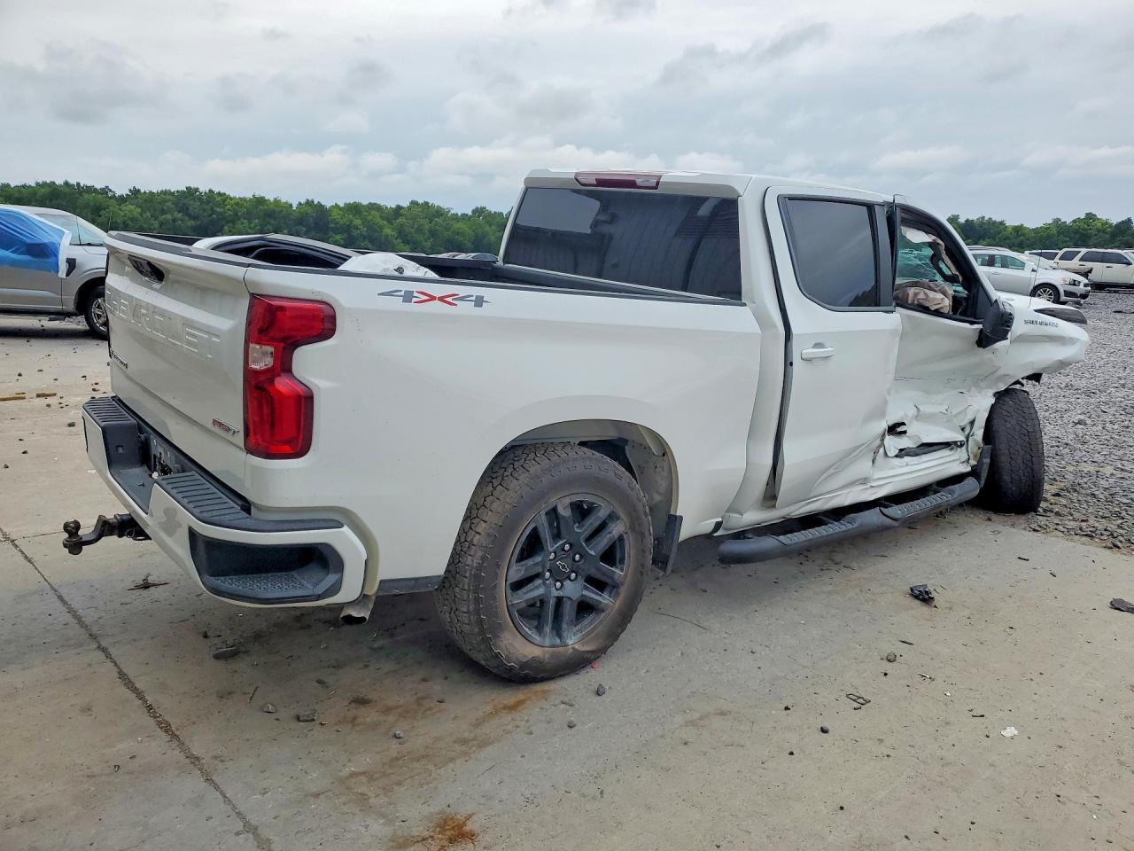 2026 Chevrolet Silverado K1500 Rst Select - Image 3