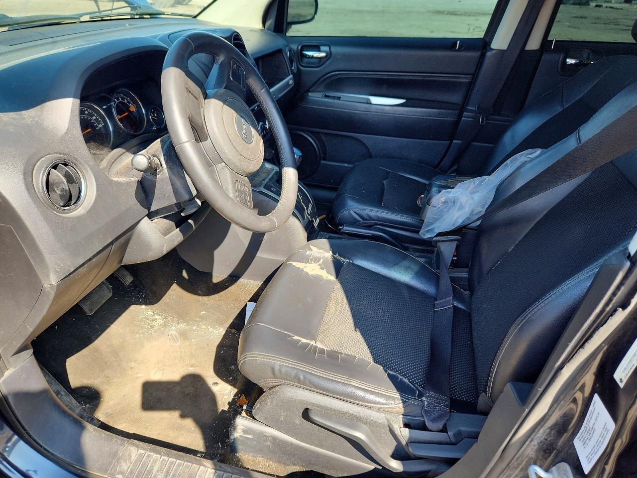 2014 Jeep Compass Latitude - Фото 7