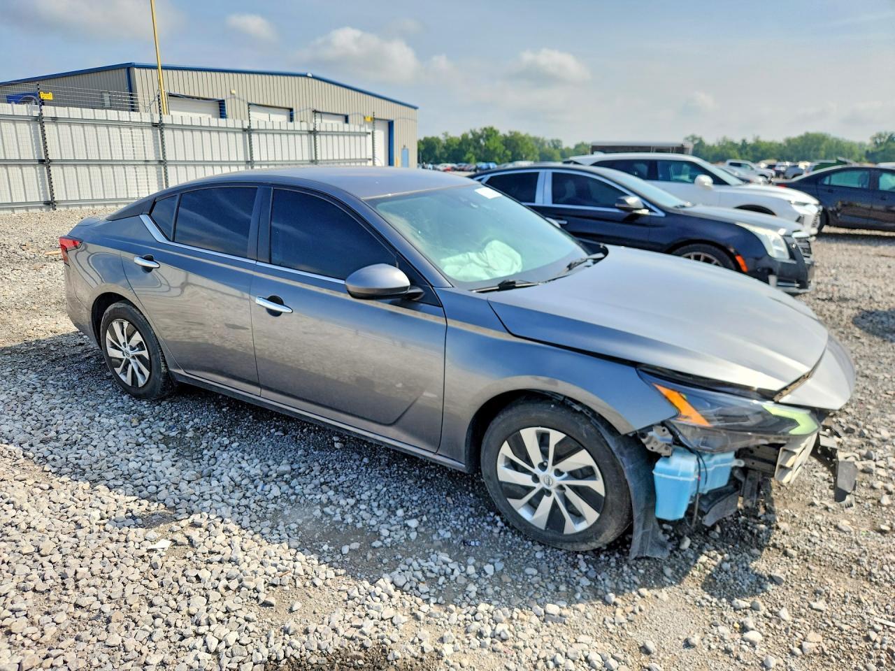 2023 Nissan Altima S - Фото 4