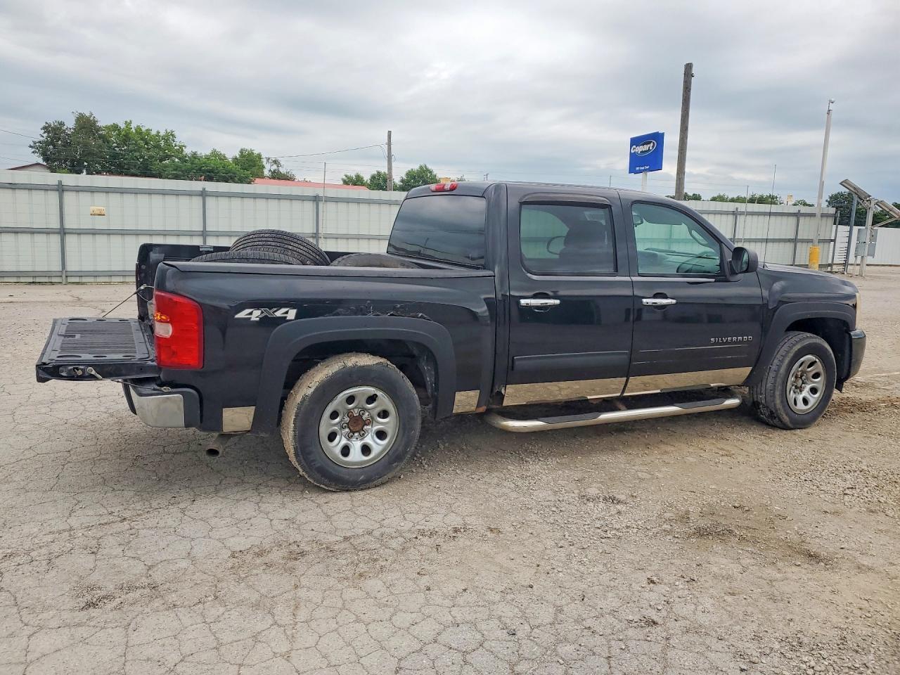 2011 Chevrolet Silverado K1500 Lt - Image 3