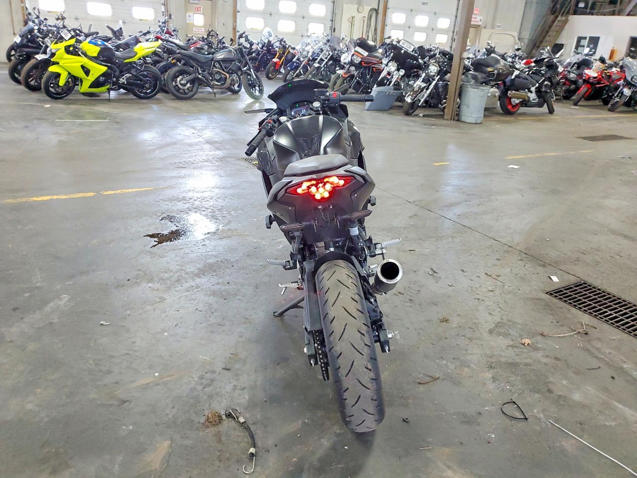2026 Kawasaki Ex500 - Image 4