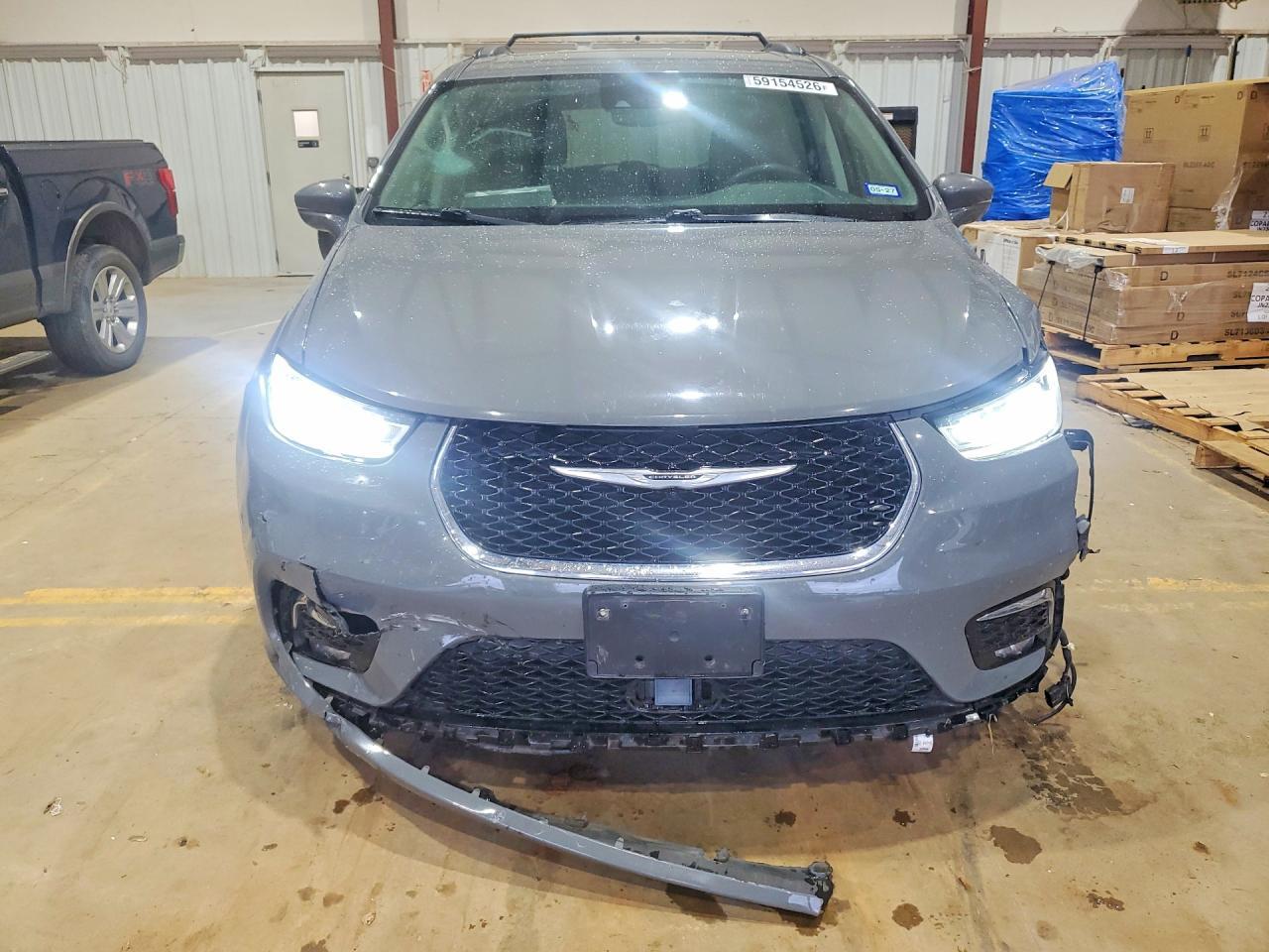 2022 Chrysler Pacifica Touring L - Фото 5