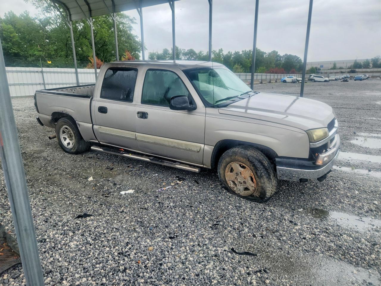 2005 Chevrolet Silverado C1500 - Image 4