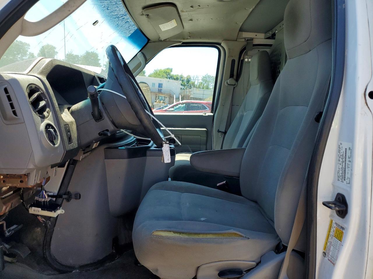 2014 Ford Econoline E350 Super Duty Van - Фото 7