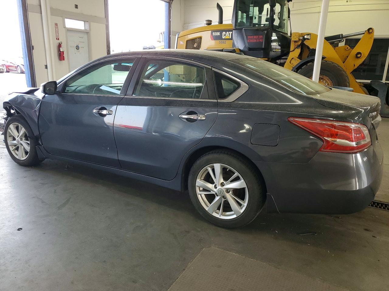2013 Nissan Altima 2.5 - Фото 2