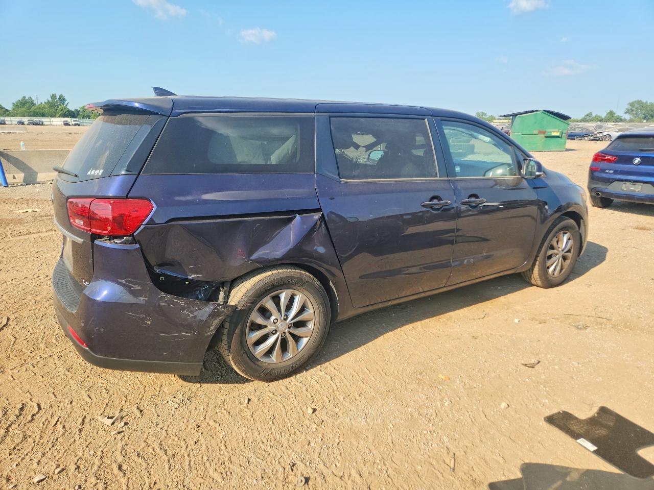2019 Kia Sedona Lx - Image 3