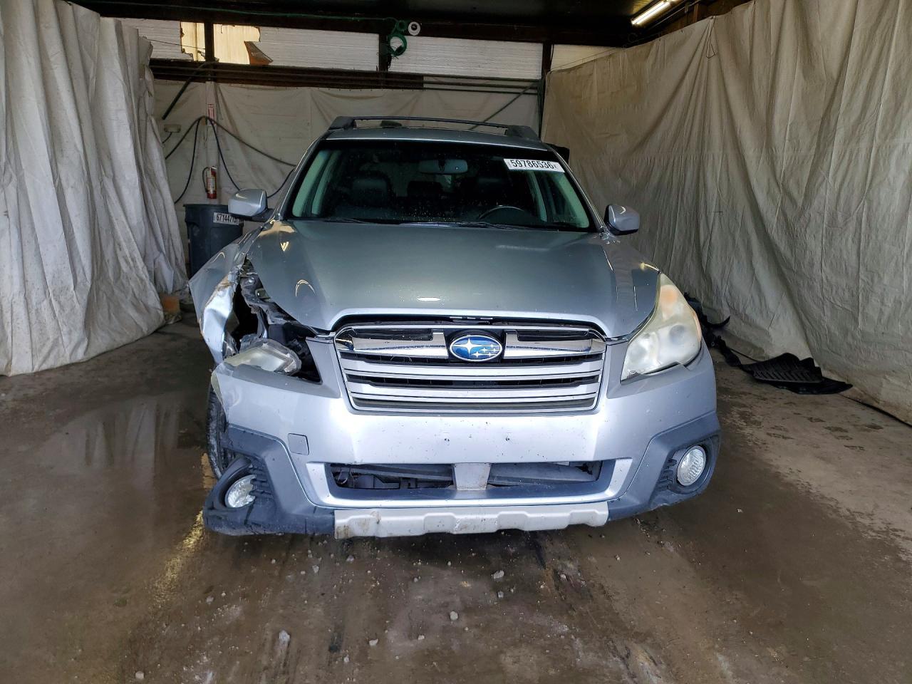 2013 Subaru Outback 2.5I Limited - Image 5