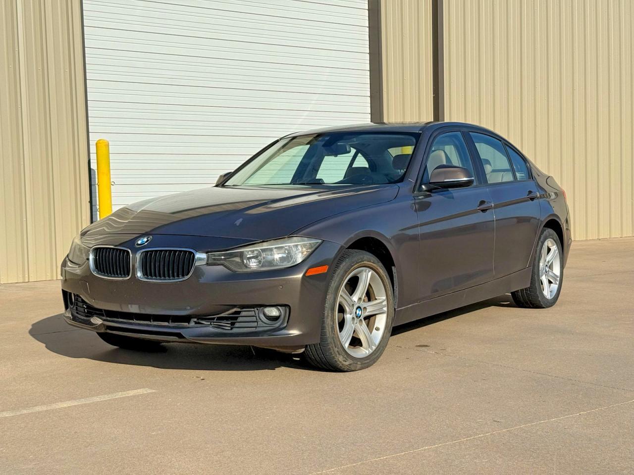 2013 BMW 328 I - Image 2