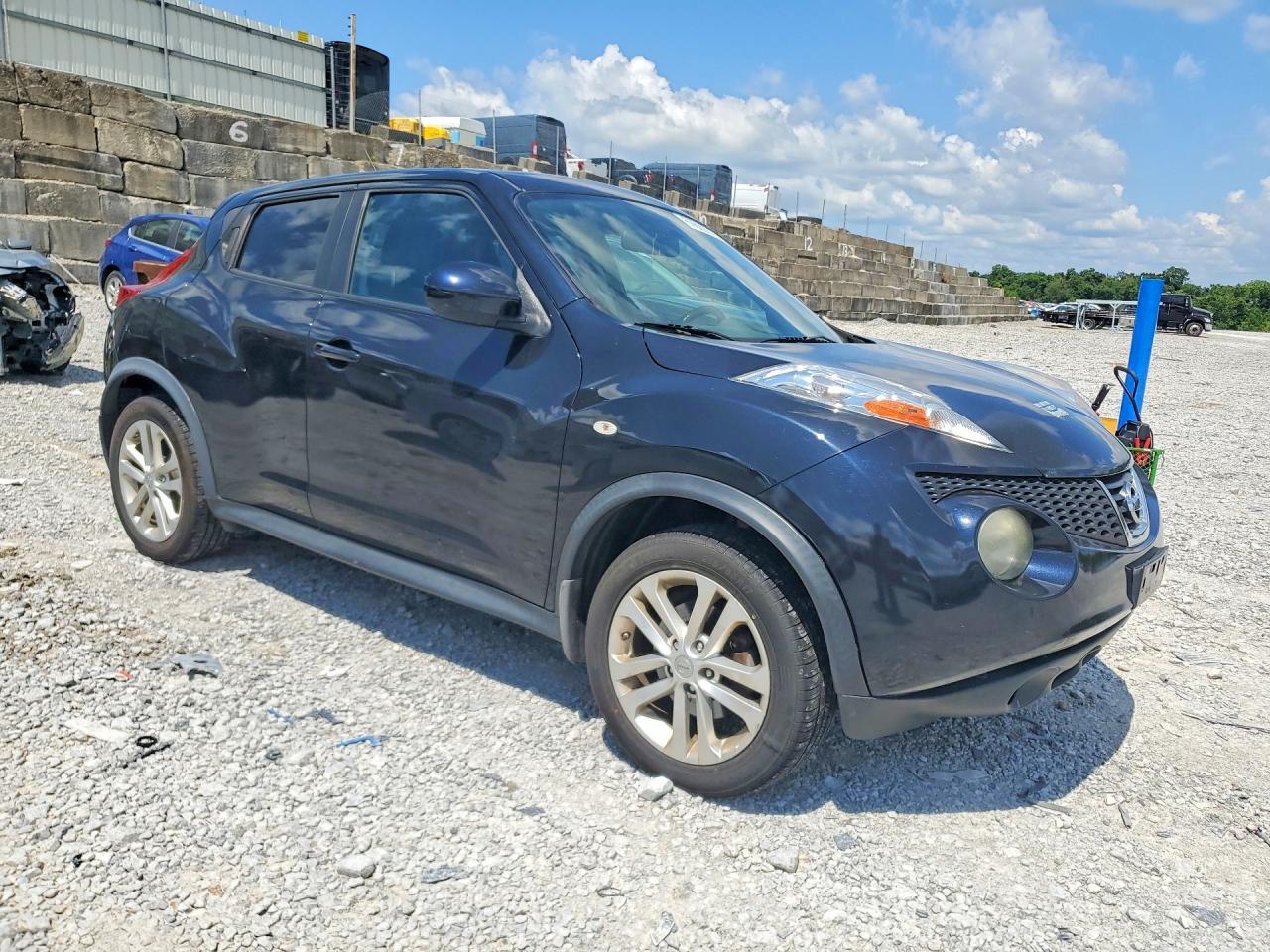 2012 Nissan Juke S - Фото 4
