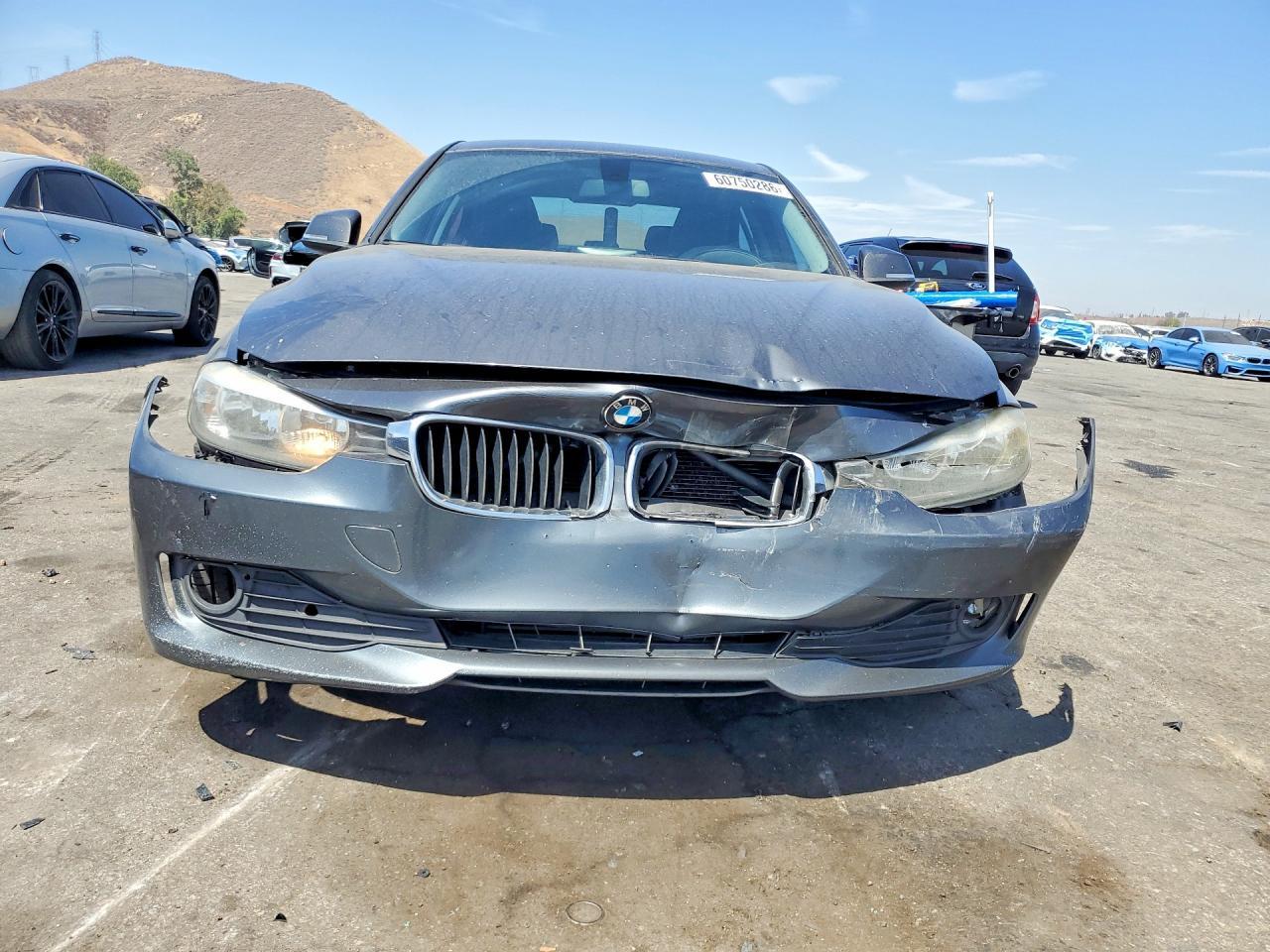 2015 BMW 320 I - Фото 5