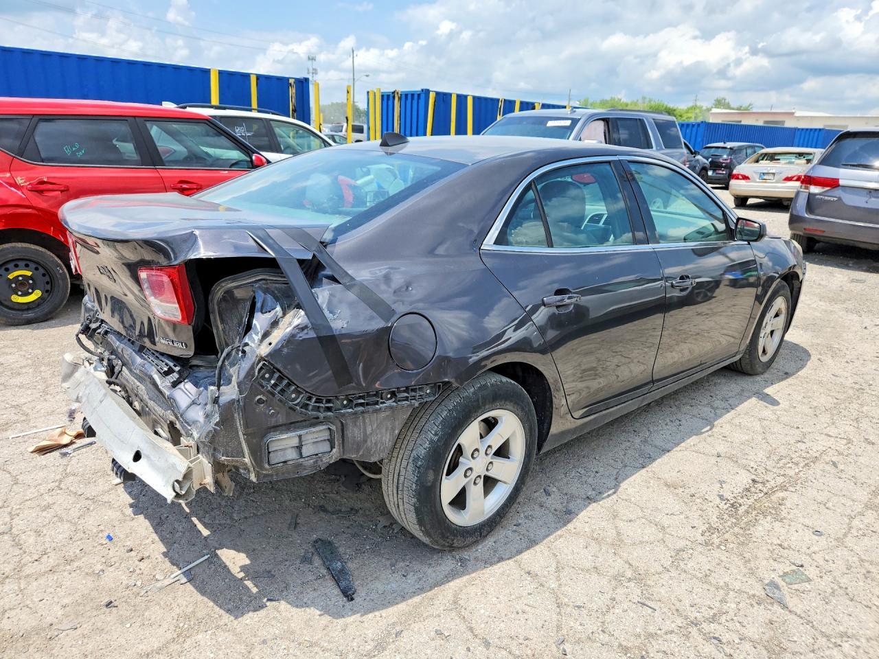 2013 Chevrolet Malibu Ls - Фото 3