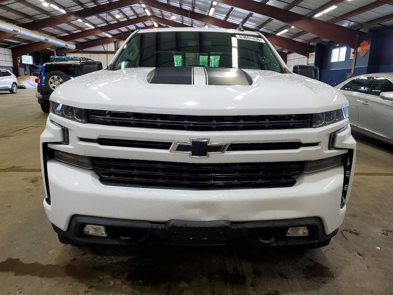 2020 Chevrolet Silverado K1500 Rst - Image 5