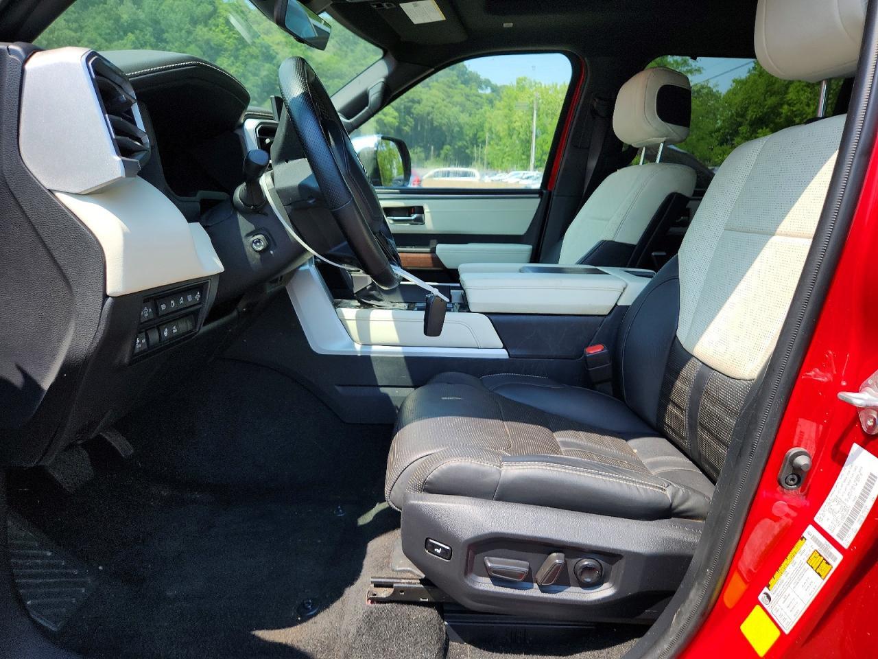 2024 Toyota Tundra Crewmax Capstone - Image 7