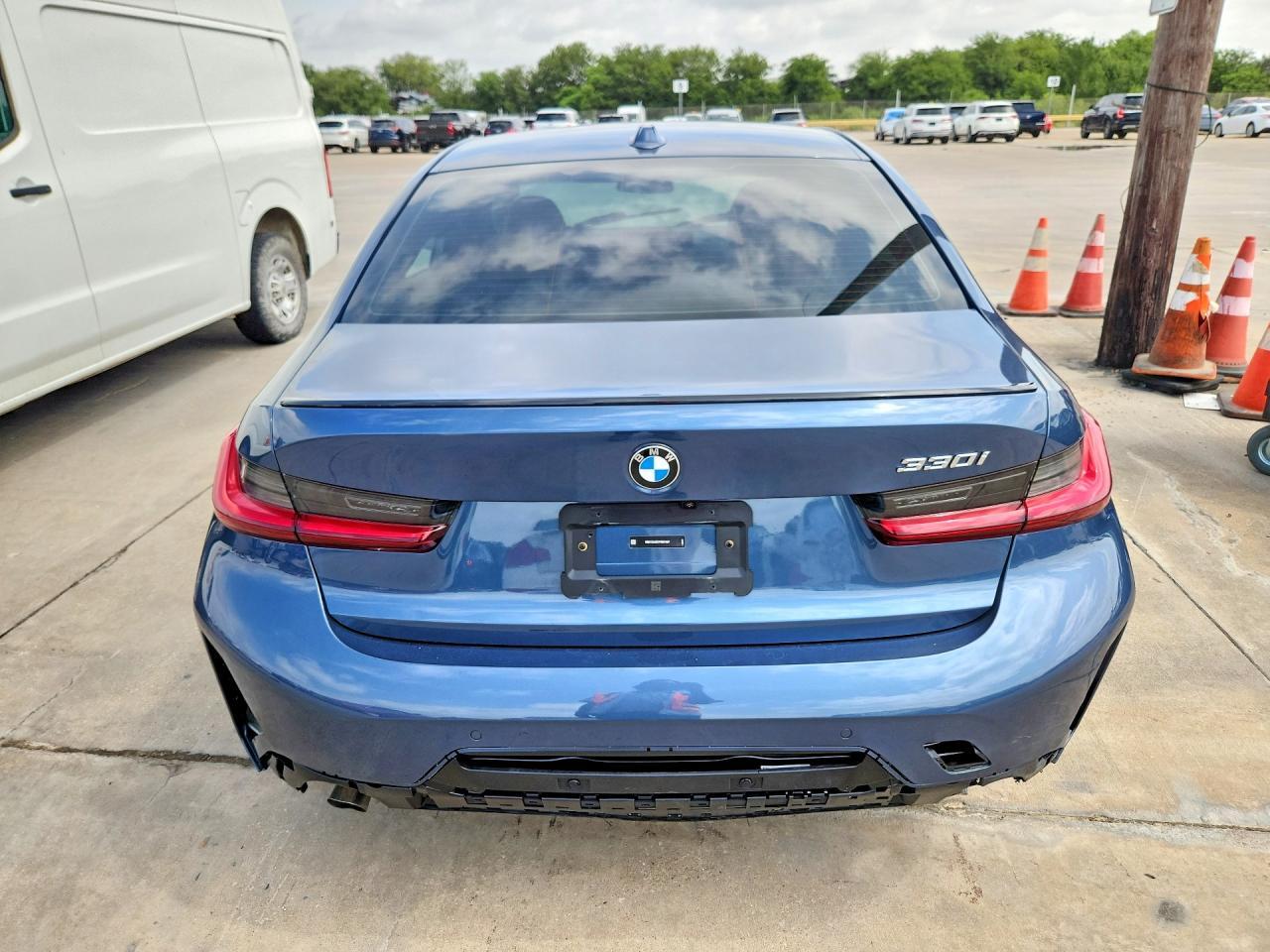 2026 BMW 330I - Image 6