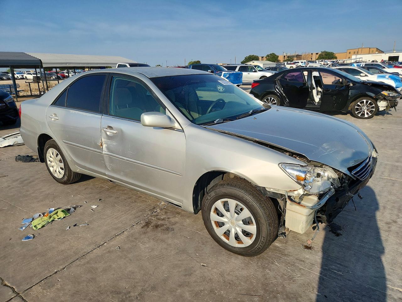 2004 Toyota Camry Le - Image 4