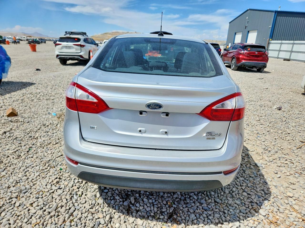 2015 Ford Fiesta Se - Image 6