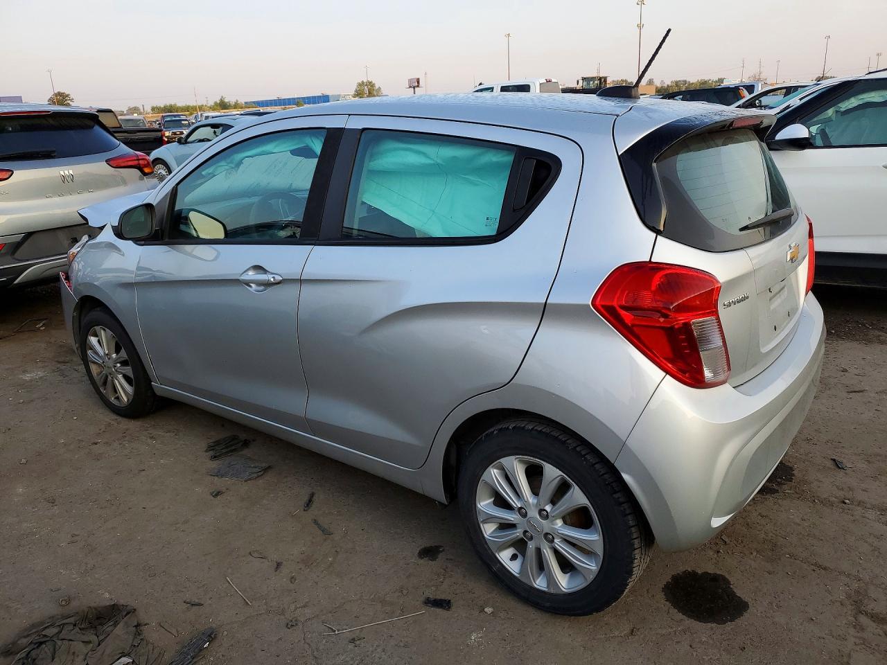 2018 Chevrolet Spark 1Lt - Фото 2