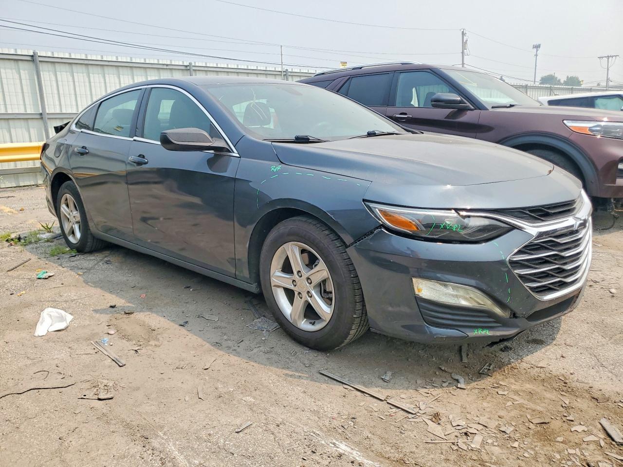 2020 Chevrolet Malibu Ls - Image 4