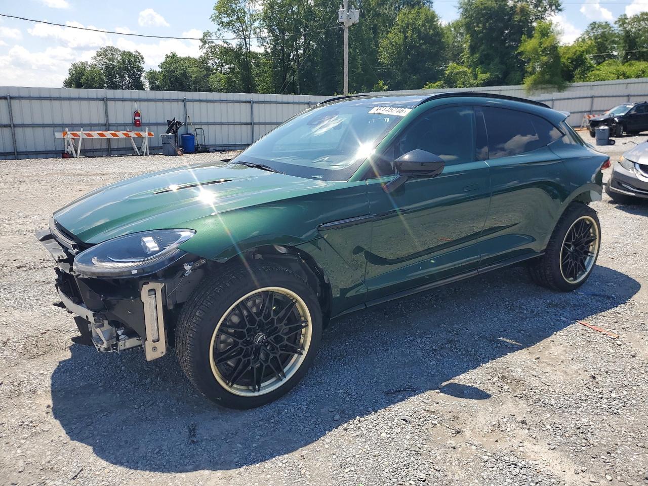 2021 Aston Martin Dbx